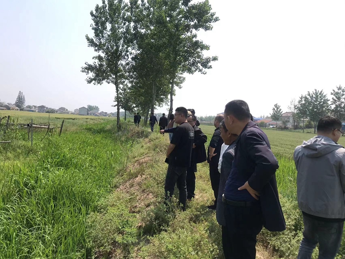 1684225879875935.jpg c6e676623c36c205c1ddafa8b813062.jpg