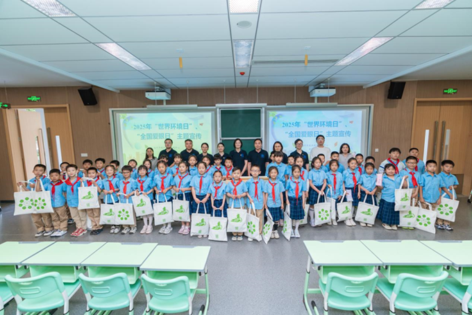 1749460623628161.png 图片5.png